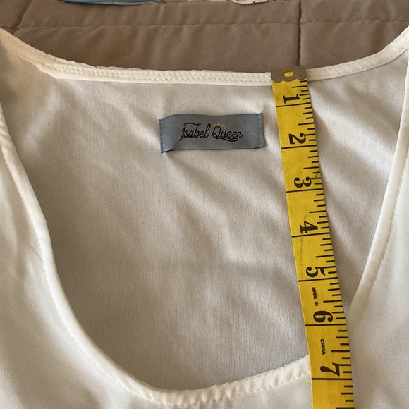 Isabel Queen medium ivory top. New never worn without tags. Stretchy under. - Picture 5 of 8